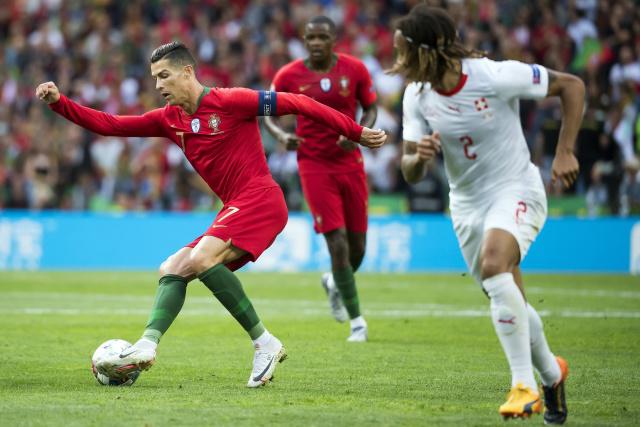 孙铭徽24+17广厦大胜天津 深圳力克福建3连胜