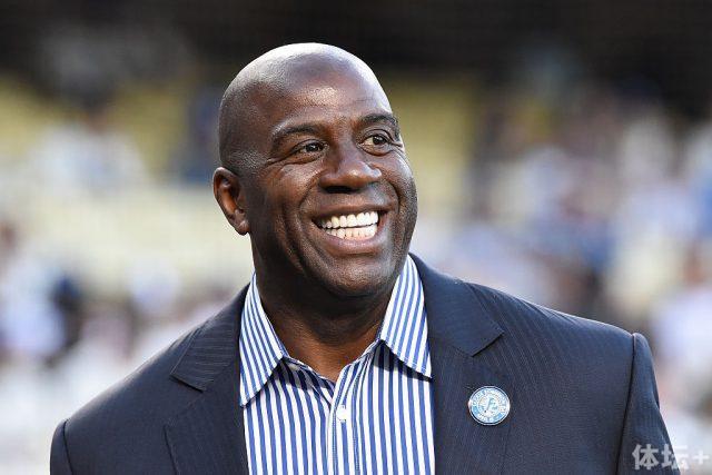 骑士11连胜终结雷霆15连胜 开拓者大胜鹈鹕